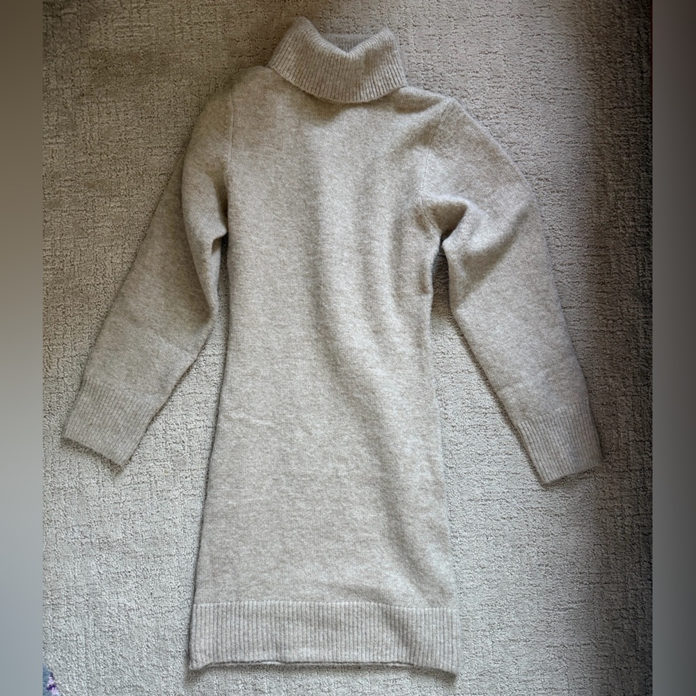 Vici “just right turtleneck mini sweater dress”